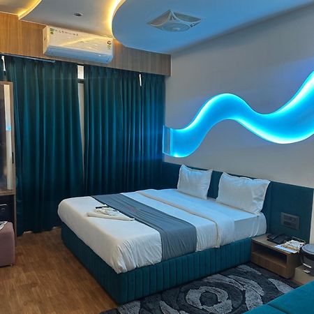 Hotel Victoria Prime Szúrat Kültér fotó