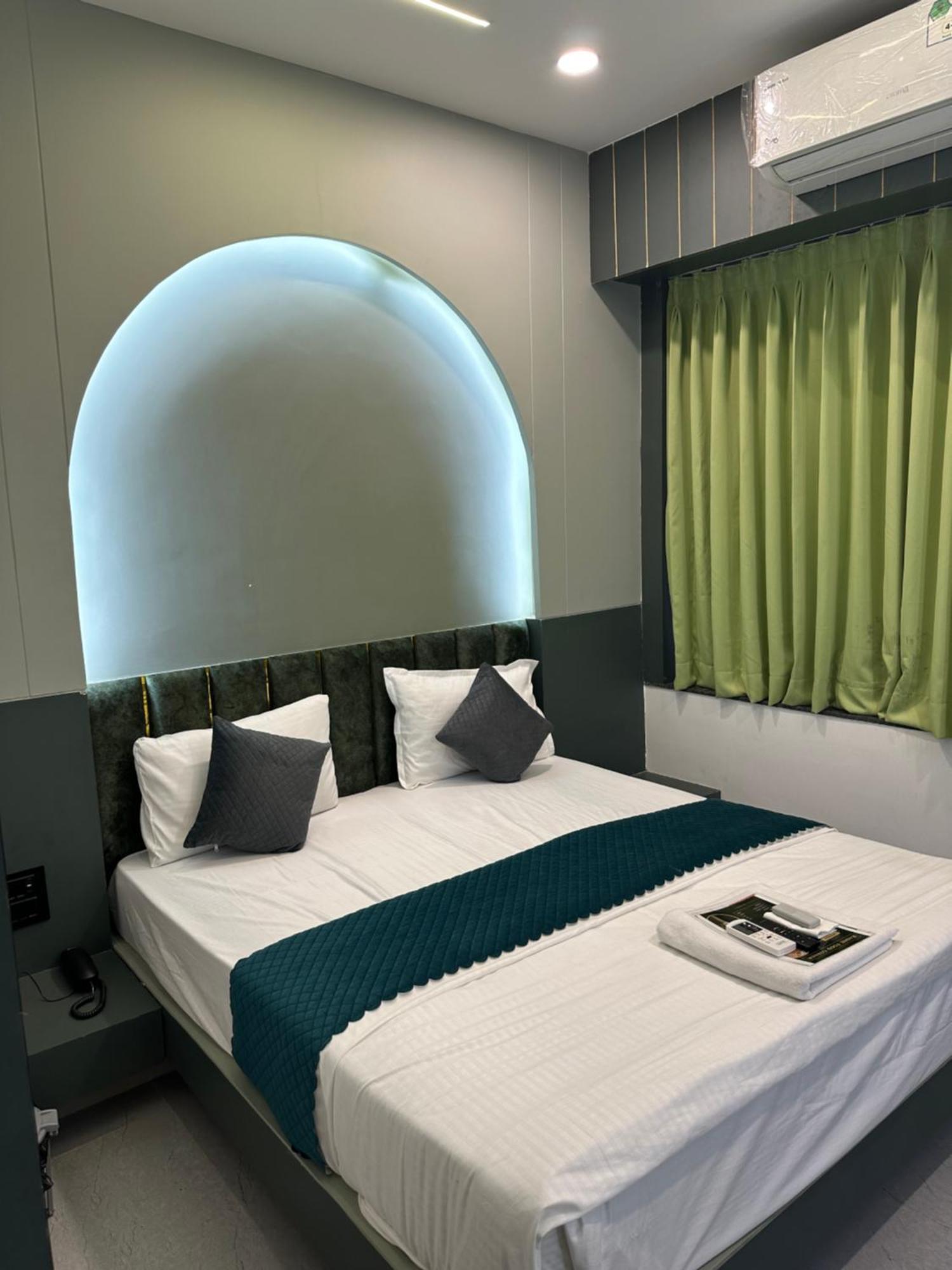 Hotel Victoria Prime Szúrat Kültér fotó