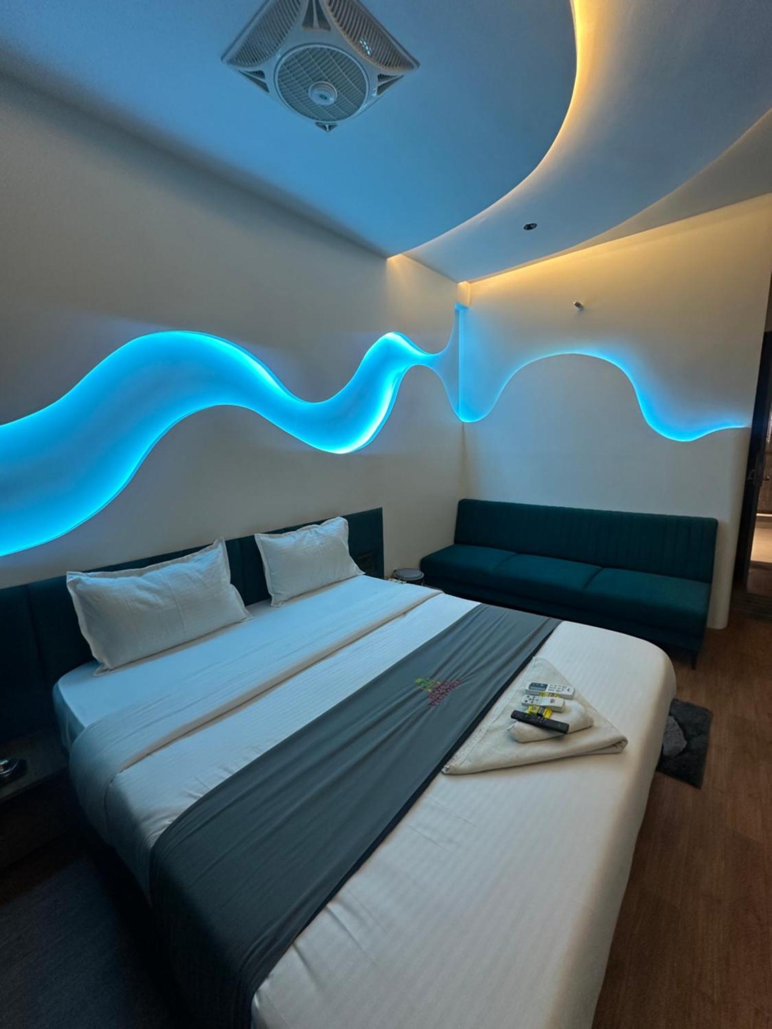 Hotel Victoria Prime Szúrat Kültér fotó