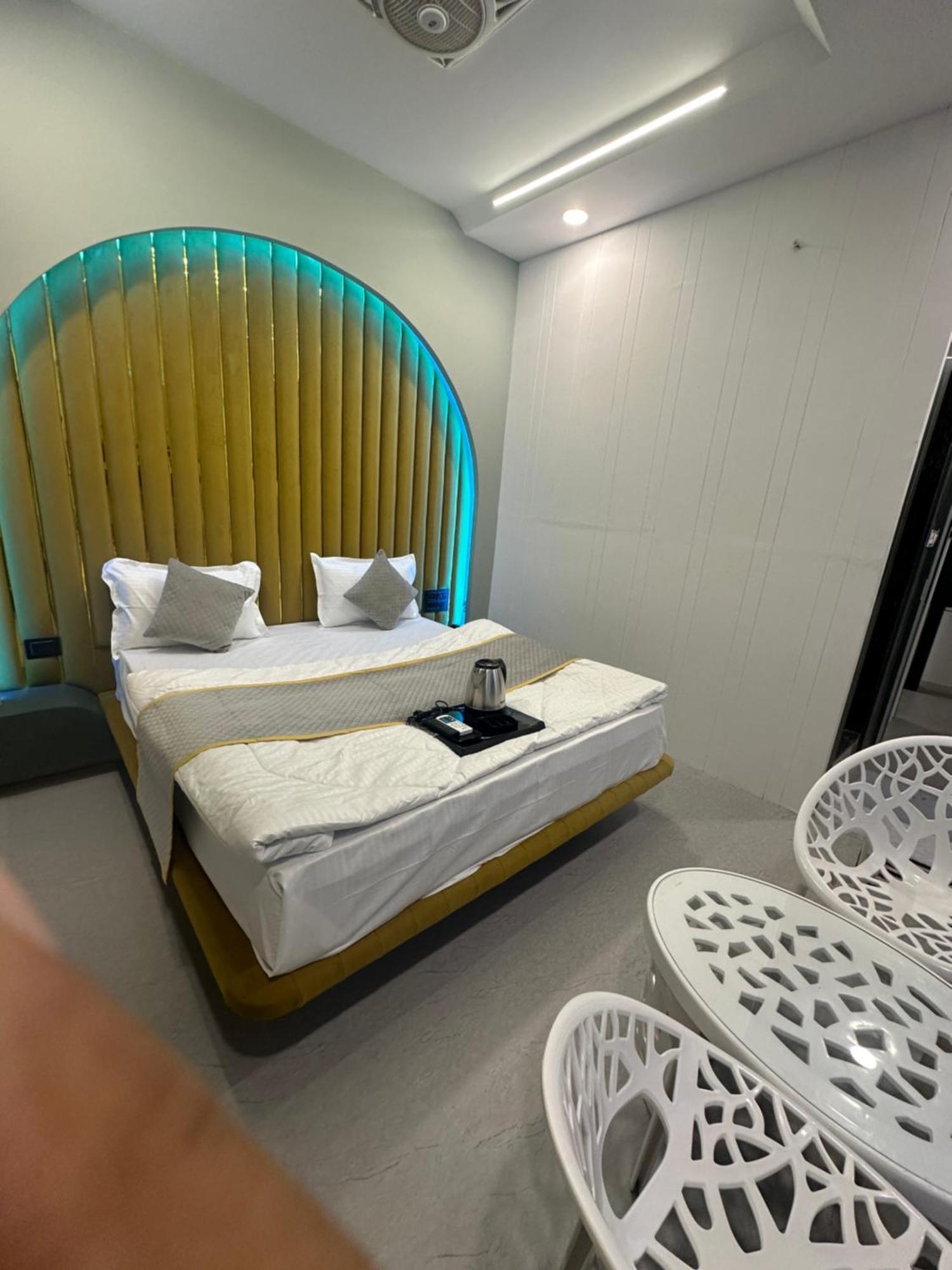 Hotel Victoria Prime Szúrat Kültér fotó