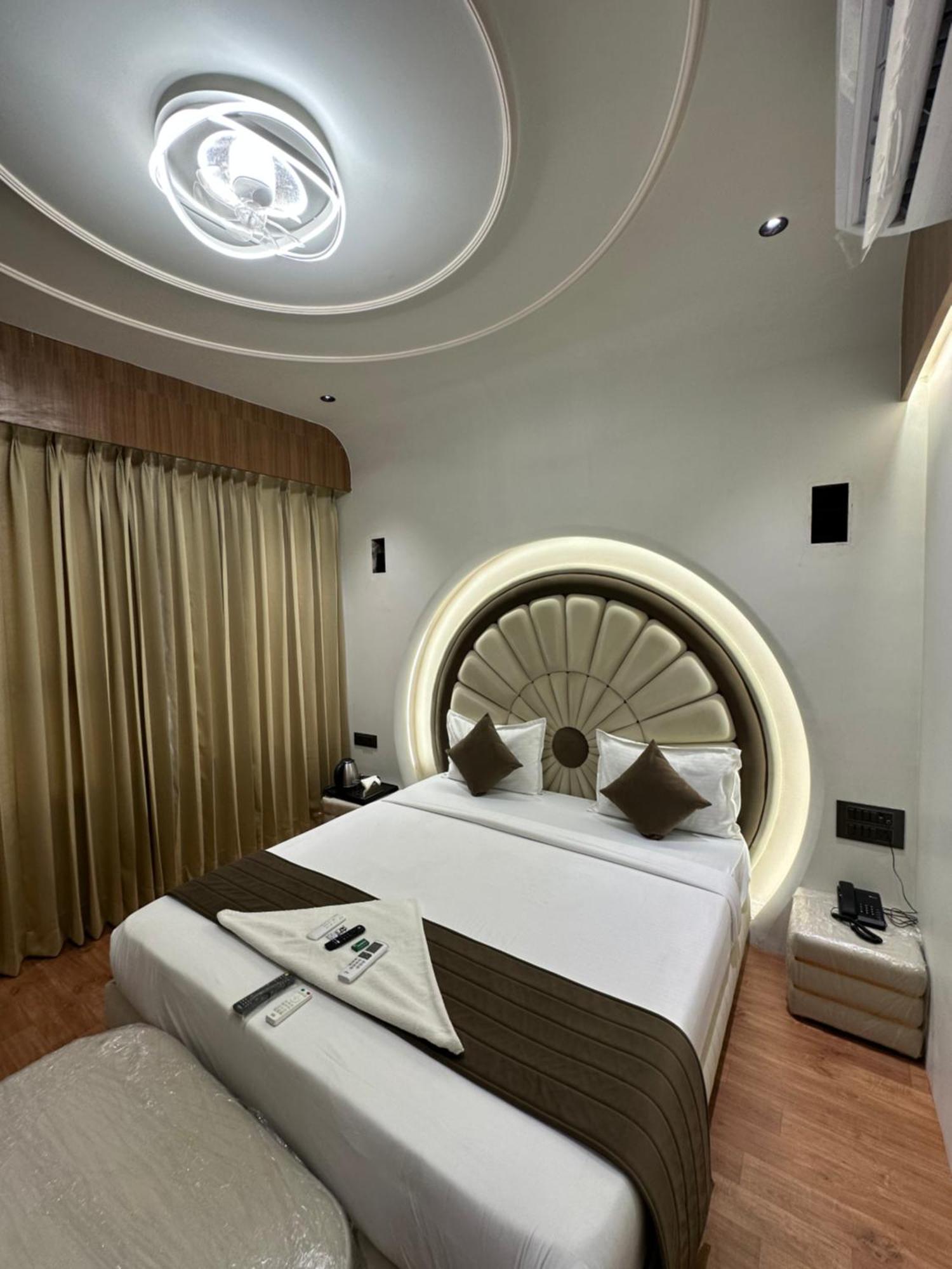 Hotel Victoria Prime Szúrat Kültér fotó