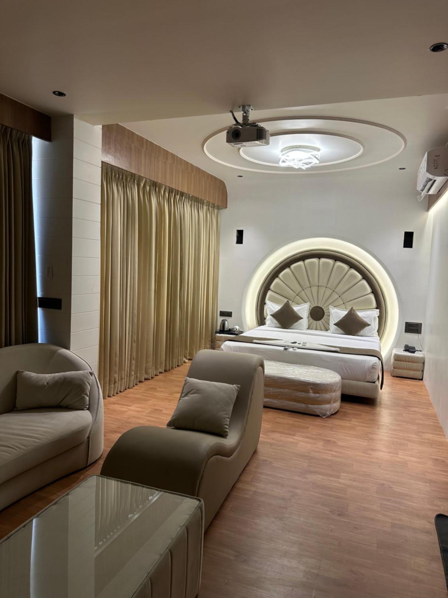 Hotel Victoria Prime Szúrat Kültér fotó